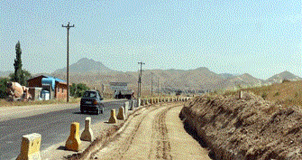Improving accident-prone points and widening the Abgarm-Takestan route (Section 1)