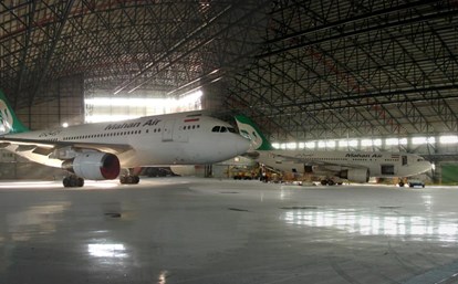 Construction of wide-body aircraft hangars for Mahan Airlines and additional buildings at Imam Khomeini International Airport