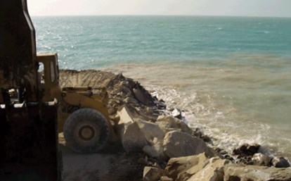 Planning and organization of the Genaveh Port